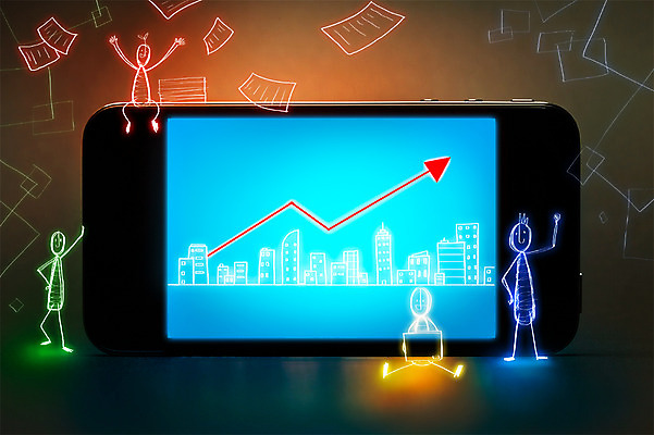 PSD 편집 편집이미지 화살표 백그라운드 비즈니스 상상 포토일러 사람 여러명 빛 스마트폰 광선 문서 상승 합성 네온 라이트페인팅 네온아트 이미지편집 다수 컨셉 페인팅 핸드폰 스마트기기 파일형식