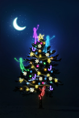 PSD 편집 편집이미지 계절 백그라운드 크리스마스장식 겨울 상상 포토일러 밤하늘 사람 여러명 빛 크리스마스트리 광선 초승달 합성 네온 라이트페인팅 네온아트 이미지편집 다수 크리스마스 페인팅 하늘 달 야간 파일형식