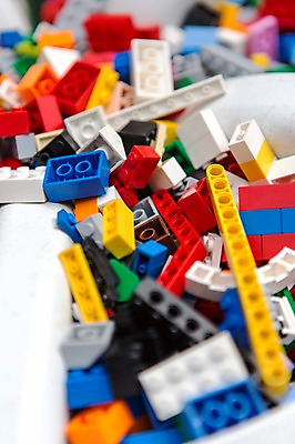 포토 JPG 사람없음 아웃포커스 장난감 쌓기 여러개 블록 레고 국내포토 다수 모션 촬영기법 파일형식