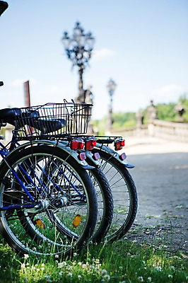포토 JPG 주간 사람없음 야외 아웃포커스 자전거 바퀴 뒷바퀴 국내포토 자연요소 촬영기법 바이크 파일형식