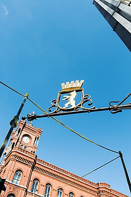 포토 JPG 주간 해외풍경 해외 유럽 로우앵글 유럽풍경 하늘 독일 풍경 사람없음 야외 건물 도시 베를린 국내포토 자연요소 건축물 나라 뷰포인트 파일형식