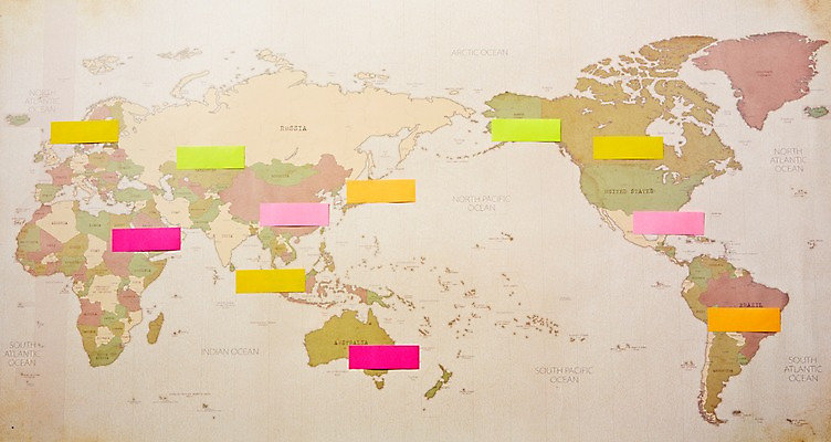 포토 JPG 스튜디오촬영 여행 배경화면 세계지도 실내 사람없음 메모지 오브젝트 포스트잇 국내포토 지도 내부 세계 사무용품 파일형식