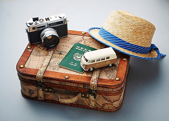 포토 JPG 스튜디오촬영 모자 여행 실내 사람없음 카메라 여행가방 미니어처 오브젝트 여행용품 여권 준비물 국내포토 잡화 가방 내부 전자제품 모형 파일형식