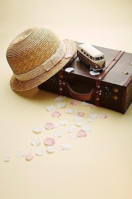 포토 JPG 스튜디오촬영 모자 여행 실내 사람없음 여행가방 미니어처 오브젝트 준비물 국내포토 잡화 가방 내부 모형 파일형식