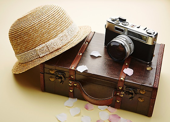 포토 JPG 스튜디오촬영 모자 여행 실내 사람없음 카메라 여행가방 오브젝트 준비물 국내포토 잡화 가방 내부 전자제품 파일형식