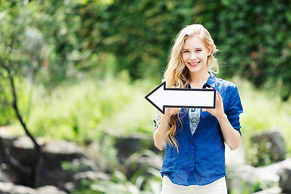 포토 JPG 주간 서양인 외국인 백인 여자 화살표 여유 여행 한명 웃음 들기 사람 상반신 20대 성인 야외 앞모습 아웃포커스 여행객 즐거움 청계천 여자만 여자한명만 성인여자만 청년만 청년여자만 성인한명만 청년여자한명만 성인여자한명만 성인만 국내포토 자연요소 1 감정 뷰포인트 모션 서울 촬영기법 표정 인종 청년 강 랜드마크 파일형식