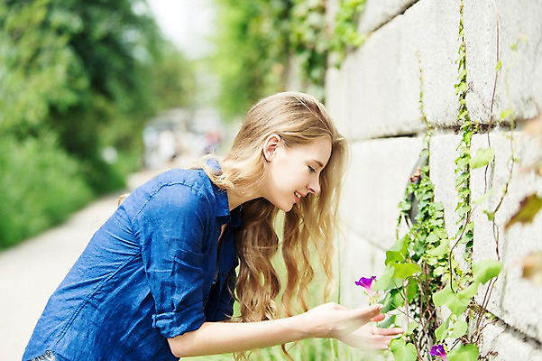 포토 JPG 주간 서양인 외국인 식물 백인 여자 꽃 여유 여행 한명 사람 상반신 20대 성인 야외 옆모습 아웃포커스 여행객 산책 즐거움 청계천 여자만 여자한명만 성인여자만 청년만 청년여자만 성인한명만 청년여자한명만 성인여자한명만 성인만 국내포토 자연요소 1 감정 뷰포인트 휴식 서울 촬영기법 인종 청년 강 랜드마크 파일형식