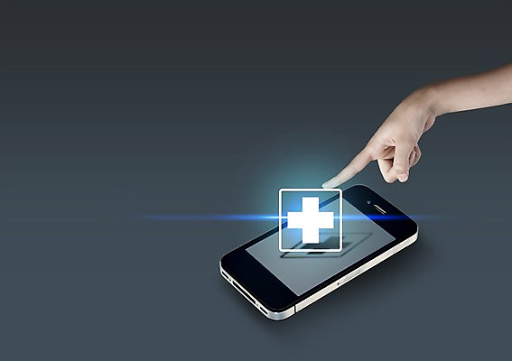 PSD 편집 편집이미지 손 포토일러 한명 타이포그라피 신체부위 치료 스마트폰 가리킴 디지털합성 이미지편집 문자 1 의학 사람 손짓 핸드폰 스마트기기 파일형식