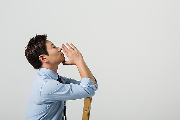 포토 JPG 스튜디오촬영 남자 비즈니스 모션 실내 한명 사람 동양인 정장 상반신 성인 옆모습 30대 눈감음 턱괴기 한국인 비즈니스맨 고민 손모으기 남자만 남자한명만 성인남자만 성인한명만 성인남자한명만 장년만 장년남자만 장년남자한명만 성인만 국내포토 1 옷 감정 뷰포인트 인종 손짓 내부 장년 직장인 파일형식