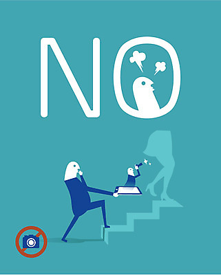 영어 여자 일러스트 통신 정보통신 사람 두명 스마트폰 스마트기기 카메라 계단 금지 스마트 아니오 몰래카메라 촬영금지 여자만 국내일러스트 AI파일 문자 컨셉 전자제품 핸드폰 정보 파일형식 벡터