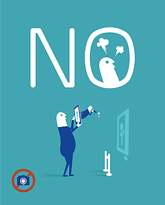 영어 일러스트 통신 정보통신 사람 두명 스마트폰 스마트기기 카메라 금지 미술관 바리케이드 스마트 아니오 예술품 촬영금지 국내일러스트 AI파일 문자 컨셉 전자제품 핸드폰 정보 파일형식 벡터