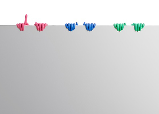 포토 JPG 1 손 컬러 백그라운드 프레임 신체부위 세명 숫자 국내포토 문자 사람 파일형식