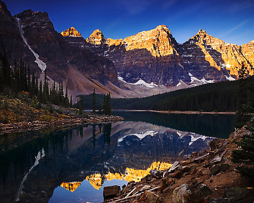 포토 JPG 해외이미지 나무 구름 응시 공원 호수 여행 캐나다 자연 하늘 아침 산 파노라마 사람 풍경 사람없음 야외 빨간색 물 여름 파란색 컬러풀 반사 평화 일출 계곡 미국 침묵 하이킹 10 정상 숲 순수 빙하 에메랄드 격려 북쪽 강렬 깊이 밴프 앨버타 전국 절정 터키석 특별함 하이커 해외202004 해외포토 주간 자연요소 식물 시선 계절 공공시설 감정 컬러 컨셉 북아메리카 모션 레저 촬영기법 숫자 노을 소리 보석 방향 생태계 파일형식 이미지허브