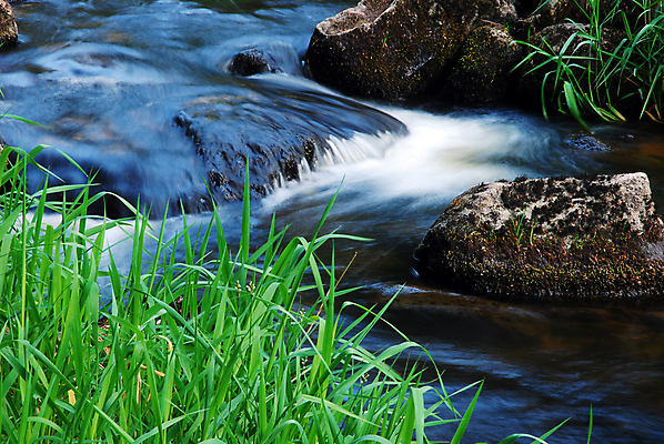포토 JPG 해외이미지 나무 계절 공원 잎 모션 자연 산 이끼 풍경 사람없음 야외 목재 초록색 물 강 평화 환경 침묵 봄 폭포 젖음 흐름 가을 바위 신선 개울 떨어짐 숲 장면 내추럴 무료 해외202004 해외포토 자연요소 식물 공공시설 컬러 컨셉 재료 소리 돌_바위 생태계 파일형식 이미지허브