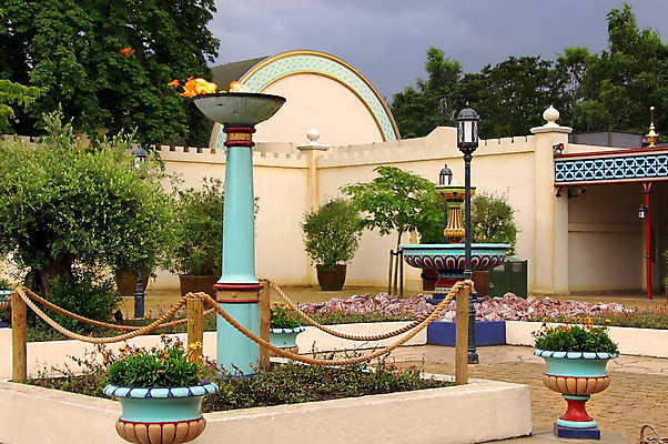 포토 JPG 해외이미지 종교 문화 여행 오렌지 건축양식 불 추상 불꽃 사람없음 건물 노란색 힘 손전등 뜨거움 역사 이슬람교 모스크 가스 연소 안뜰 옛날 화상 해외202004 해외포토 자연요소 건축물 건축 컬러 무늬 과일 조명 상처 파일형식 이미지허브