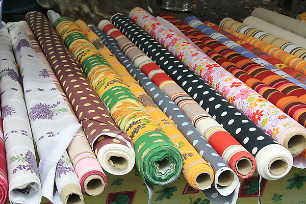 포토 JPG 해외이미지 전통 디자인 패턴 사람없음 컬러풀 세일 프랑스 식탁보 직물 면 시장 소매 프랑스어 프로방스 해외202004 해외포토 문자 유럽 컬러 무늬 파일형식 이미지허브