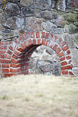 포토 JPG 해외이미지 벽 사람없음 빨간색 노란색 봄 회색 성 파멸 해외202004 해외포토 건축물 계절 컬러 컨셉 파일형식 소멸 이미지허브