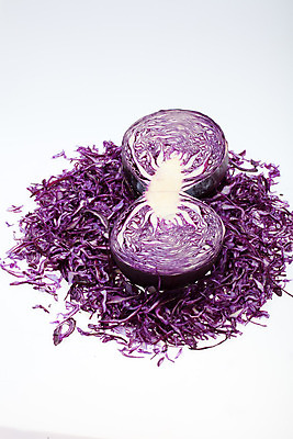 포토 JPG 해외이미지 식물 잡화 계절 음식 조각 백그라운드 잎 농업 다이어트 채소 재료 자연 건강 요리 사람없음 빨간색 머리 보라색 식사 샐러드 흰색 신선 원형 맛 자르기 먹기 싱글 유기농 양배추 날것 윤곽 칼로리 내추럴 고립 영양분 채식주의자 해외202004 해외포토 도형 웰빙 산업 컬러 컨셉 모션 신체부위 생태계 채식 파일형식 이미지허브