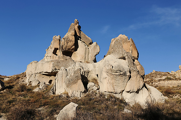 포토 JPG 해외이미지 여행 자연 산 요정 카파도키아 풍경 사람없음 계곡 암석 바위 동굴 언덕 부식 사암 칠면조 지질학 해외202004 해외포토 교육 조류 돌_바위 생태계 파일형식 튀르키예 이미지허브