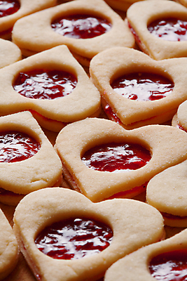 포토 JPG 해외이미지 전통 음식 빵 크리스마스 휴가 디저트 사람없음 갈색 쿠키 빵집 달콤 12월 굽기 체코 마멀레이드 페스츄리 해외202004 해외포토 기념일 유럽 컬러 상점 날짜 맛 잼 구이 파일형식 이미지허브