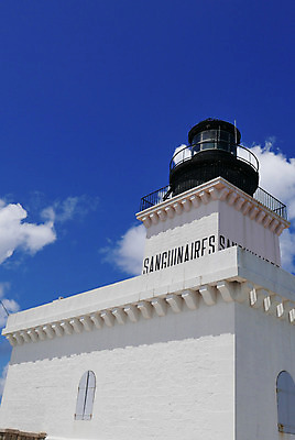 포토 JPG 해외이미지 영어 바다 섬 여행 자연 갈매기 등대 풍경 사람없음 여름 파란색 강 태양 마을 산책 폭포 산책로 하이킹 프랑스 보트 스페인 지중해 순환 페이지 포트 타운 통과 건너기 다도해 마르세유 코르시카 해외202004 해외포토 자연요소 문자 계절 유럽 길 컬러 배_교통 모션 조류 레저 휴식 도시 생태계 파일형식 이미지허브