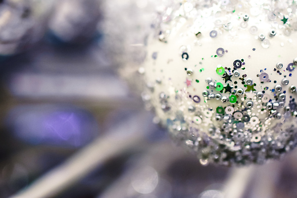 포토 JPG 해외이미지 나무 전통 계절 행복 크리스마스 겨울 곰 눈사람 휴가 새로움 새해 수염 선물 사람없음 장식 빨간색 장난감 산타클로스 목도리 기쁨 흰색 축하 12월 기적 고립 클라우스 해외202004 해외포토 식물 동물 잡화 기념일 감정 컬러 컨셉 포유류 날짜 파일형식 이미지허브