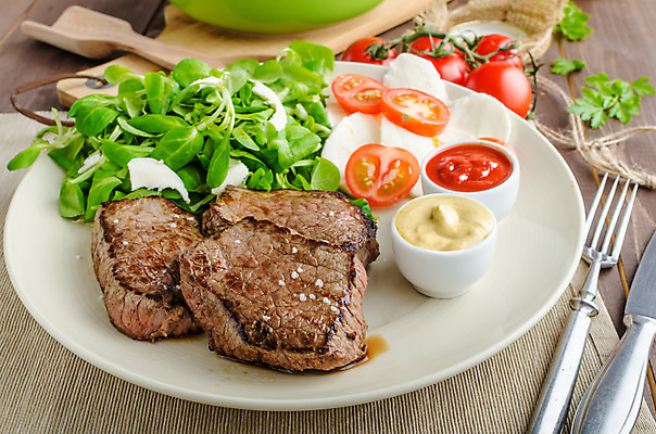 포토 JPG 해외이미지 접시 음식 백그라운드 토마토 채소 주택 감자 육류 스테이크 요리 비프스테이크 사람없음 목재 빨간색 식당 식사 저녁식사 샐러드 소고기 흰색 소 중앙 그릴 상추 바비큐 자르기 굽기 허브 유기농 날것 후추 양고기 로즈메리 갈비뼈 점심식사 단백질 바이오 해외202004 해외포토 나무 식물 식기 웰빙 컬러 식재료 재료 포유류 모션 주방용품 뼈 서양음식 건물 상점 구이 향신료 영양소 파일형식 이미지허브