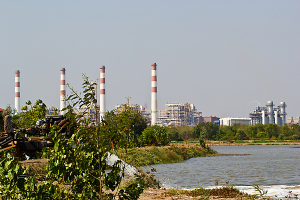 포토 JPG 해외이미지 식물 구름 실루엣 산업 오렌지 공장 하늘 굴뚝 사람없음 빛 노란색 환경 탑 힘 황혼 새벽 발전기 에너지 연기 역 저녁 수증기 연료 가스 낭비 배기가스 스모그 전압 해외202004 해외포토 자연요소 건축물 컬러 컨셉 과일 공업 교통시설 촬영기법 일몰 발전소 야간 파일형식 이미지허브