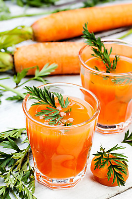 포토 JPG 해외이미지 음료 음식 잎 농업 다이어트 채소 오렌지 과일 재료 유리 건강 식이요법 사람없음 목재 초록색 컬러풀 농장 식사 주스 당근 추위 시골 신선 칵테일 액체 달콤 다발 상쾌 날것 뿌리 섬유 내추럴 바이오 숙성 채식주의자 비건 해외202004 해외포토 나무 식물 감정 산업 컬러 재질 뿌리채소 주류 직물 맛 채식 파일형식 이미지허브