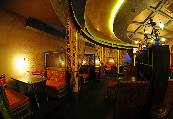 포토 JPG 해외이미지 디자인 꽃 커피 음료 음식 의자 비즈니스 벽지 탁자 아침 휴식 실내 사람없음 내부 장식 소파 유행 우주 식당 저녁식사 카페 방 커튼 바 우아함 아침식사 안락의자 카페테리아 점심식사 옛날 해외202004 해외포토 주간 식물 가구 컨셉 상점 식사 파일형식 이미지허브