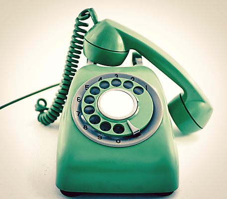 포토 JPG 해외이미지 전통 선 비즈니스 통신 사람없음 빨간색 스마트폰 핸드폰 사무실 수확 골동품 클래식 플라스틱 전화기 오브젝트 복고 부름 다이얼 고립 구식 옛날 지원 해외202004 해외포토 컬러 컨셉 농업 모션 재질 전자제품 스마트기기 파일형식 이미지허브