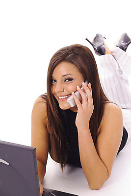 포토 JPG 해외이미지 백인 직업 학생 라이프스타일 여자 행복 파도 신체 비즈니스 노동자 주택 세포 직장 건강 대화 한명 사람 노트북 스마트폰 핸드폰 컴퓨터 공책 키보드 업무 비즈니스우먼 네트워크 이메일 무선전화기 전화기 히스패닉 스페인어 해외202004 해외포토 서양인 1 감정 바다 회사 문구용품 말하기 건물 생활 전자제품 스마트기기 작업 직장인 파일형식 이미지허브