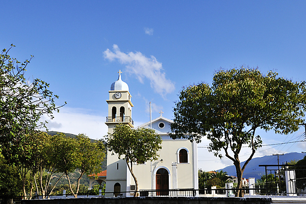 포토 JPG 해외이미지 전통 외관 종교 시계 섬 십자가 건축양식 산 사람없음 야외 건물 파란색 노란색 마을 탑 시골 그리스 정사각형 그리스인 해외202004 해외포토 도형 서양인 건축물 건축 유럽 컬러 파일형식 이미지허브