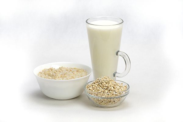포토 JPG 해외이미지 전통 음식 조각 백그라운드 다이어트 재료 아침 건강 요리 씨앗 사람없음 주방 식사 우유 흰색 시골 신선 사발 달콤 맛 아침식사 낟알 시리얼 먹기 유기농 날것 레시피 내추럴 고립 오트밀 채식주의자 귀리 해외202004 해외포토 주간 식물 웰빙 컬러 컨셉 모션 유제품 곡류 사기그릇 채식 파일형식 이미지허브