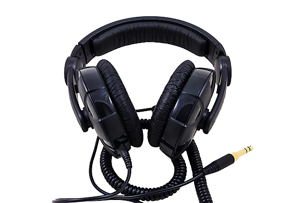 포토 JPG 해외이미지 디자인 음악 백그라운드 사람없음 검은색 헤드폰 장비 흰색 황금 큼 DJ 오브젝트 라디오 전자 오디오 잭 스테레오 고립 스타일 해외202004 해외포토 컬러 음향기기 문화예술 전자제품 소리 크기 파일형식 이미지허브