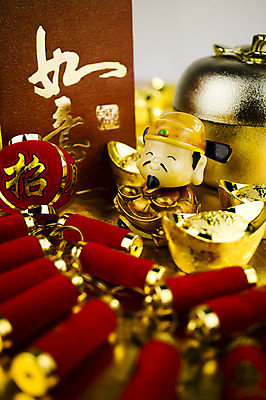 포토 JPG 해외이미지 전통 행복 아시아 문화 백그라운드 돈 새로움 기념 동양인 사람없음 장식 빨간색 크래커 동전 축제 중국 축하 인사 최고 행운 재산 황금 축복 만화 연도 심볼 소원 환영 동쪽 해외202004 해외포토 감정 나라 컬러 컨셉 인종 금융 쿠키 예절 방향 파일형식 이미지허브