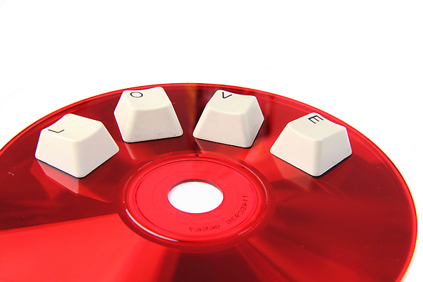 포토 JPG 해외이미지 포스터 백그라운드 열쇠 휴가 발렌타인데이 선물 사랑 미술 이벤트 사람없음 빨간색 CD 하트 축하 키보드 신용카드 큼 심볼 사인 서식 심플 열정 2월 DVD 고립 해외202004 해외포토 모양 감정 컬러 컨셉 데이이벤트 문화예술 금융 날짜 크기 파일형식 이미지허브