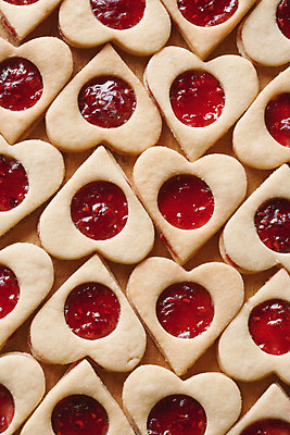 포토 JPG 해외이미지 전통 음식 빵 크리스마스 휴가 디저트 사람없음 갈색 쿠키 빵집 달콤 12월 굽기 체코 마멀레이드 페스츄리 해외202004 해외포토 기념일 유럽 컬러 상점 날짜 맛 잼 구이 파일형식 이미지허브