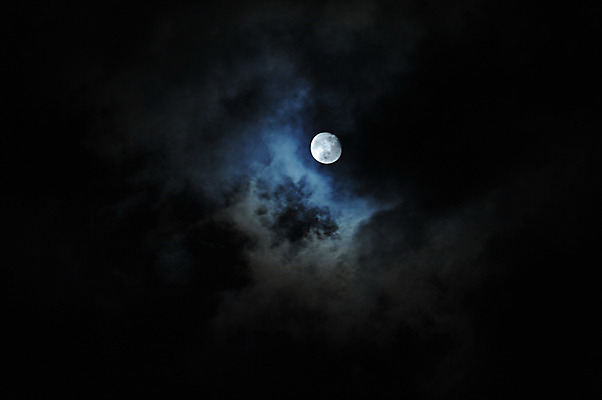 포토 JPG 구름 밤하늘 하늘 사람없음 야외 어둠 달 야간 국내포토 자연요소 파일형식