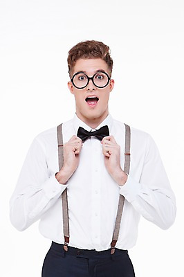 포토 JPG 스튜디오촬영 서양인 외국인 백인 해외기획촬영 남자 안경 2013년태국 모션 나비넥타이 실내 한명 사람 손짓 상반신 20대 성인 라이프 앞모습 놀람 멜빵 남자만 남자한명만 성인남자만 청년만 청년남자만 청년남자한명만 성인한명만 성인남자한명만 성인만 안경낌 국내포토 1 잡화 감정 뷰포인트 넥타이 표정 인종 청년 내부 생활 파일형식