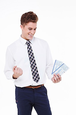 포토 JPG 스튜디오촬영 서양인 외국인 백인 해외기획촬영 남자 2013년태국 비즈니스 모션 실내 한명 서기 웃음 들기 사람 손짓 상반신 20대 성인 앞모습 캐주얼 주먹 비즈니스맨 티켓 항공권 남자만 남자한명만 성인남자만 청년만 청년남자만 청년남자한명만 성인한명만 성인남자한명만 성인만 국내포토 1 옷 뷰포인트 표정 인종 청년 내부 직장인 파일형식