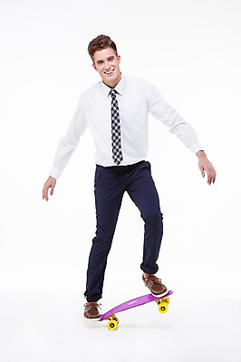 포토 JPG 스튜디오촬영 전신 서양인 외국인 백인 해외기획촬영 남자 2013년태국 비즈니스 모션 실내 한명 서기 웃음 사람 20대 성인 앞모습 캐주얼 스케이트보드 비즈니스맨 승차 남자만 남자한명만 성인남자만 청년만 청년남자만 청년남자한명만 성인한명만 성인남자한명만 성인만 국내포토 1 옷 뷰포인트 표정 인종 청년 내부 보드_스포츠 직장인 파일형식