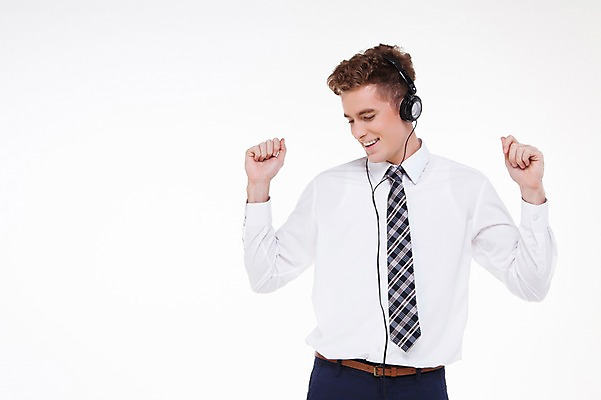 포토 JPG 스튜디오촬영 서양인 외국인 백인 해외기획촬영 남자 음악 2013년태국 비즈니스 모션 실내 한명 웃음 사람 손짓 상반신 20대 성인 앞모습 캐주얼 헤드폰 음악감상 비즈니스맨 남자만 남자한명만 성인남자만 청년만 청년남자만 청년남자한명만 성인한명만 성인남자한명만 성인만 국내포토 1 옷 뷰포인트 음향기기 문화예술 표정 인종 청년 내부 감상 직장인 파일형식