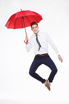 포토 JPG 스튜디오촬영 전신 서양인 외국인 백인 해외기획촬영 남자 2013년태국 우산 비즈니스 모션 실내 한명 웃음 들기 사람 20대 성인 앞모습 캐주얼 점프 비즈니스맨 남자만 남자한명만 성인남자만 청년만 청년남자만 청년남자한명만 성인한명만 성인남자한명만 성인만 국내포토 1 옷 뷰포인트 표정 인종 청년 내부 직장인 파일형식