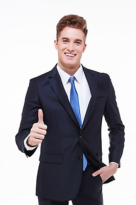 포토 JPG 스튜디오촬영 서양인 외국인 백인 해외기획촬영 라이프스타일 남자 2013년태국 비즈니스 모션 실내 한명 서기 웃음 사람 정장 손짓 상반신 20대 성인 앞모습 비즈니스라이프 엄지손가락 최고 비즈니스맨 주머니손 남자만 남자한명만 성인남자만 청년만 청년남자만 청년남자한명만 성인한명만 성인남자한명만 성인만 국내포토 1 옷 뷰포인트 손가락 표정 인종 청년 내부 생활 직장인 파일형식