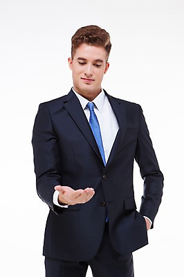 포토 JPG 스튜디오촬영 서양인 외국인 백인 해외기획촬영 라이프스타일 응시 남자 2013년태국 비즈니스 모션 실내 한명 서기 들기 사람 정장 손짓 상반신 20대 성인 앞모습 비즈니스라이프 비즈니스맨 남자만 남자한명만 성인남자만 청년만 청년남자만 청년남자한명만 성인한명만 성인남자한명만 성인만 국내포토 1 시선 옷 뷰포인트 인종 청년 내부 생활 직장인 파일형식