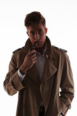 포토 JPG 스튜디오촬영 서양인 외국인 백인 해외기획촬영 남자 2013년태국 모션 담배 실내 한명 서기 들기 사람 상반신 20대 성인 앞모습 트렌치코트 물기 주머니손 역광 탐정 남자만 남자한명만 성인남자만 청년만 청년남자만 청년남자한명만 성인한명만 성인남자한명만 성인만 국내포토 1 뷰포인트 인종 청년 내부 코트 파일형식