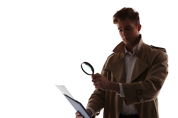 포토 JPG 스튜디오촬영 서양인 외국인 백인 해외기획촬영 남자 2013년태국 모션 돋보기 실내 한명 들기 사람 상반신 20대 성인 관찰 트렌치코트 비밀 문서 역광 탐정 기밀문서 남자만 남자한명만 성인남자만 청년만 청년남자만 청년남자한명만 성인한명만 성인남자한명만 성인만 국내포토 1 컨셉 인종 청년 내부 코트 파일형식