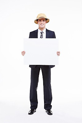 포토 JPG 스튜디오촬영 전신 서양인 외국인 백인 해외기획촬영 모자 남자 2013년태국 비즈니스 모션 안내 프레임 실내 한명 서기 웃음 들기 사람 정장 20대 성인 앞모습 비즈니스맨 모험가 알림 남자만 남자한명만 성인남자만 청년만 청년남자만 청년남자한명만 성인한명만 성인남자한명만 성인만 국내포토 1 잡화 옷 뷰포인트 표정 인종 청년 내부 직장인 파일형식