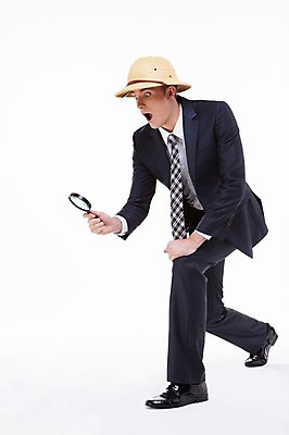 포토 JPG 스튜디오촬영 전신 서양인 외국인 백인 해외기획촬영 모자 남자 2013년태국 비즈니스 모션 돋보기 실내 숙이기 한명 서기 들기 사람 정장 20대 성인 옆모습 놀람 관찰 비즈니스맨 모험가 남자만 남자한명만 성인남자만 청년만 청년남자만 청년남자한명만 성인한명만 성인남자한명만 성인만 국내포토 1 잡화 옷 감정 뷰포인트 포즈 표정 인종 청년 내부 직장인 파일형식